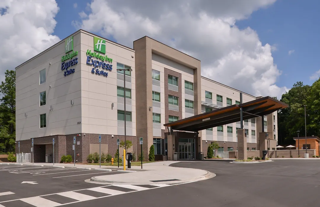 Holiday Inn Express & Suites Charlotte - Ballantyne By Ihg-1