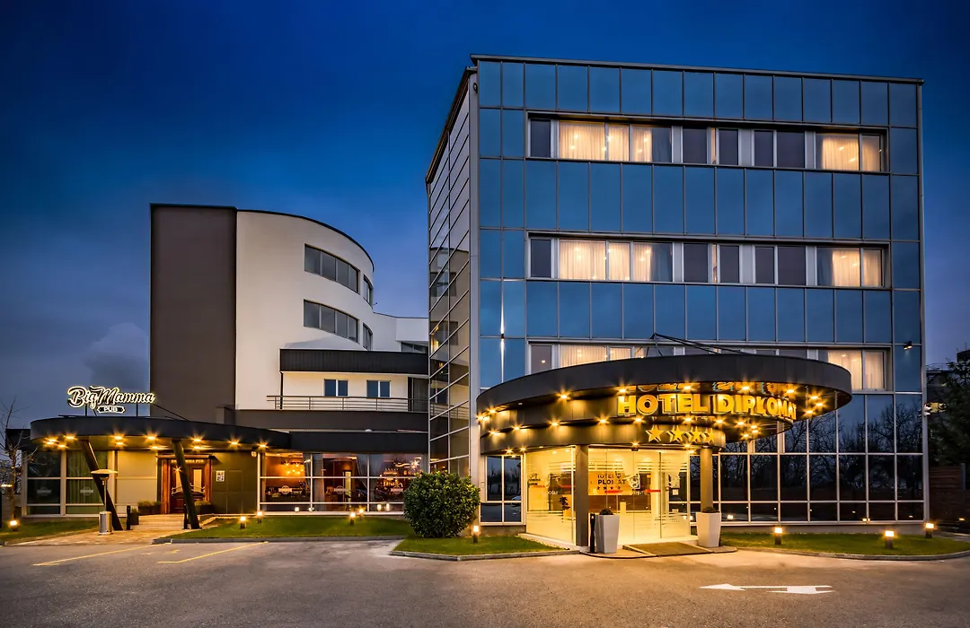 Hotel Diplomat-1