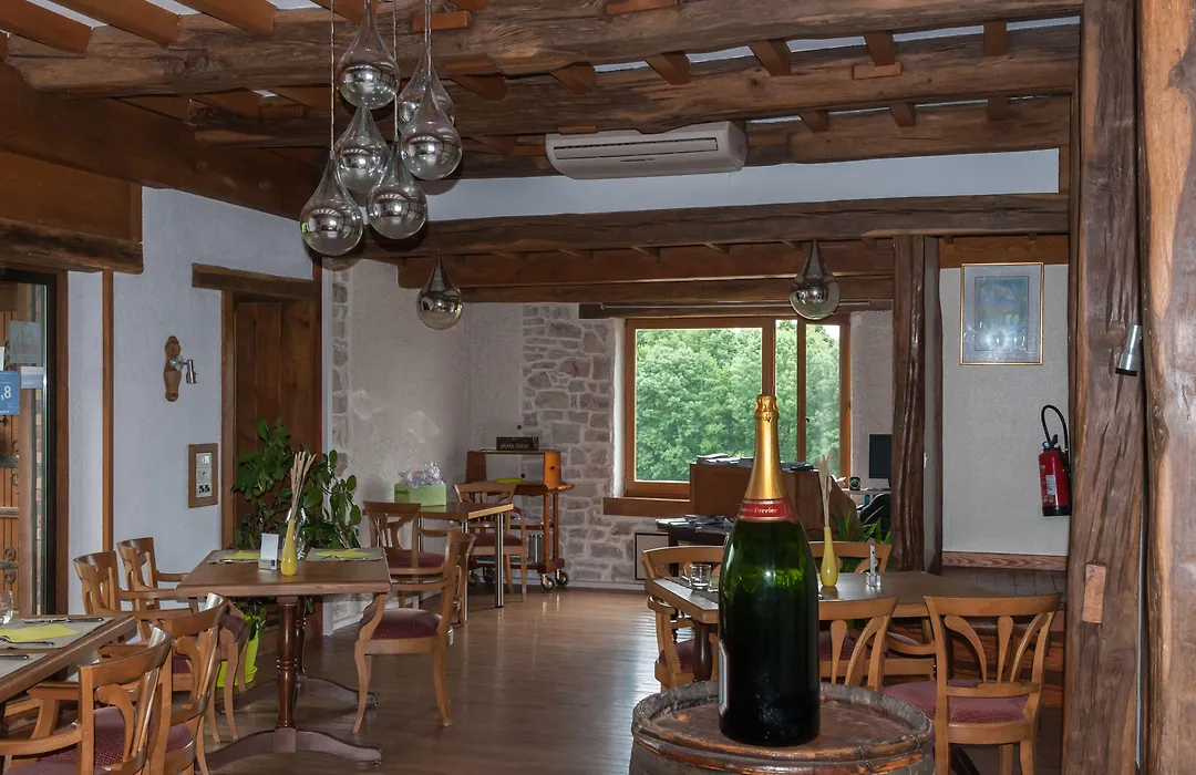 Hostellerie Des Sources-1