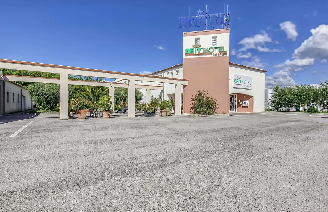 Brit Hotel Clermont-L'Herault-1