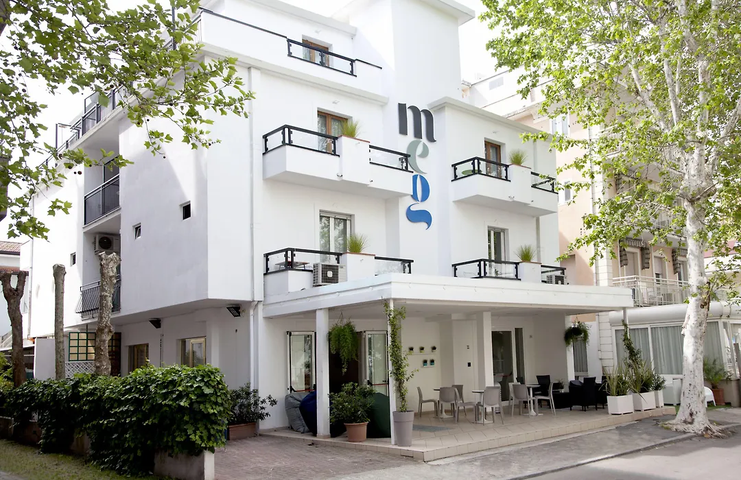 Meg Lifestyle Hotel & Apartaments-1