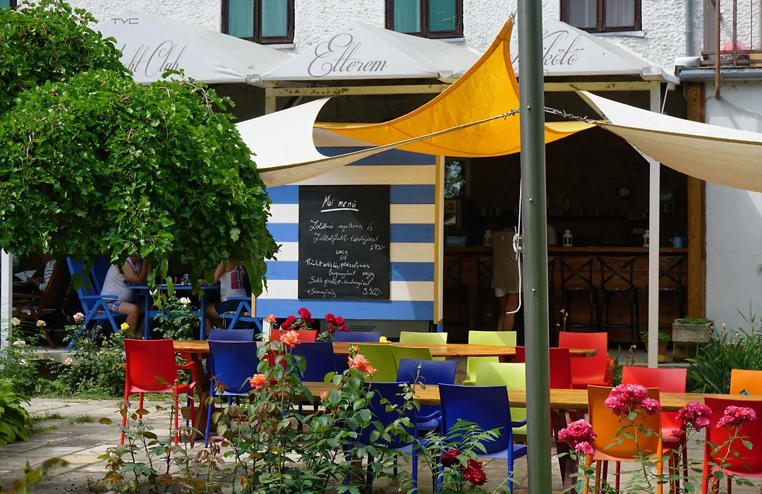 Tihany Yacht Club-1