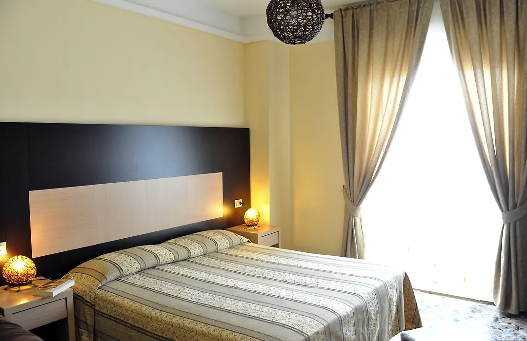 Hotel Gabbiano-1
