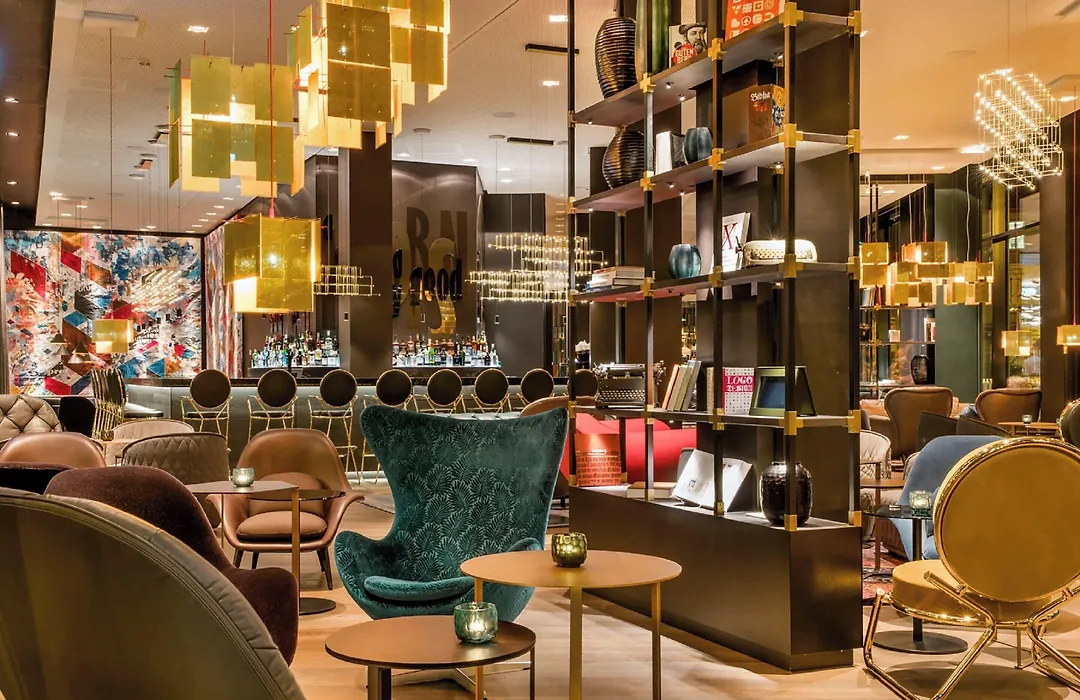 Motel One Frankfurt-Römer-1
