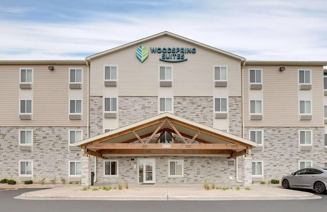 Woodspring Suites Carol Stream - Chicago-1