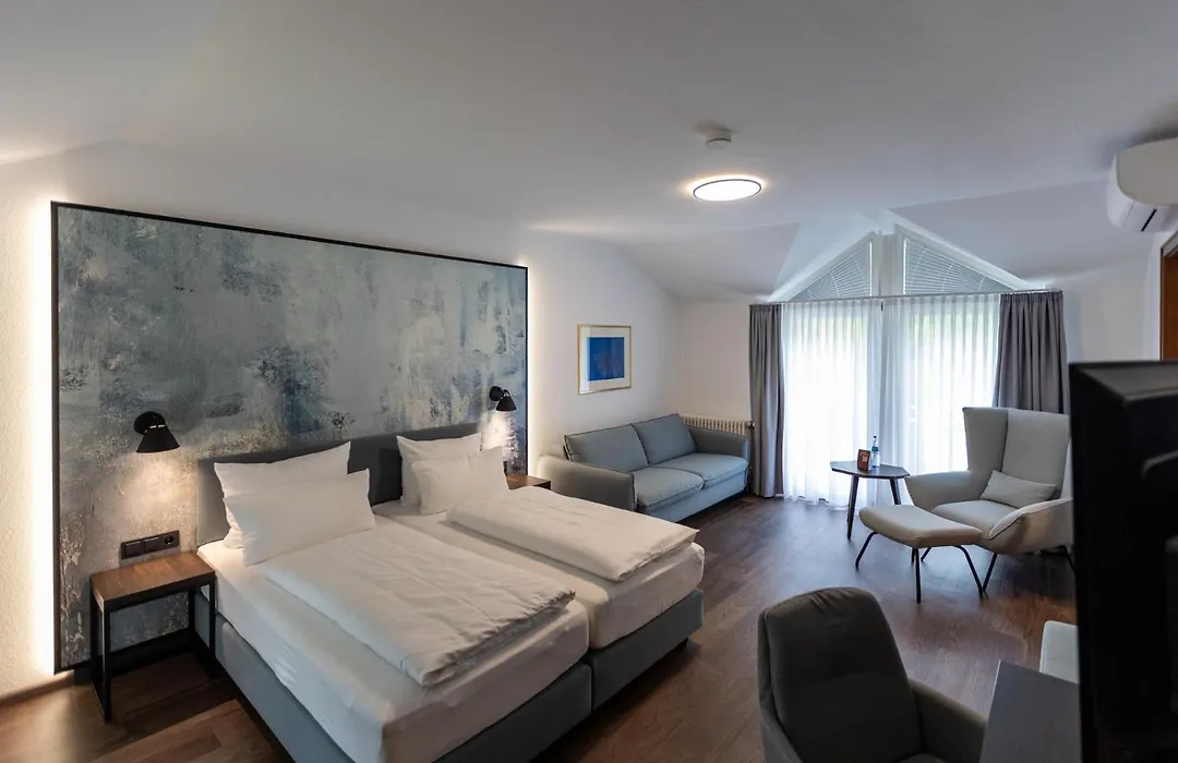 Hotel Hirsch-1