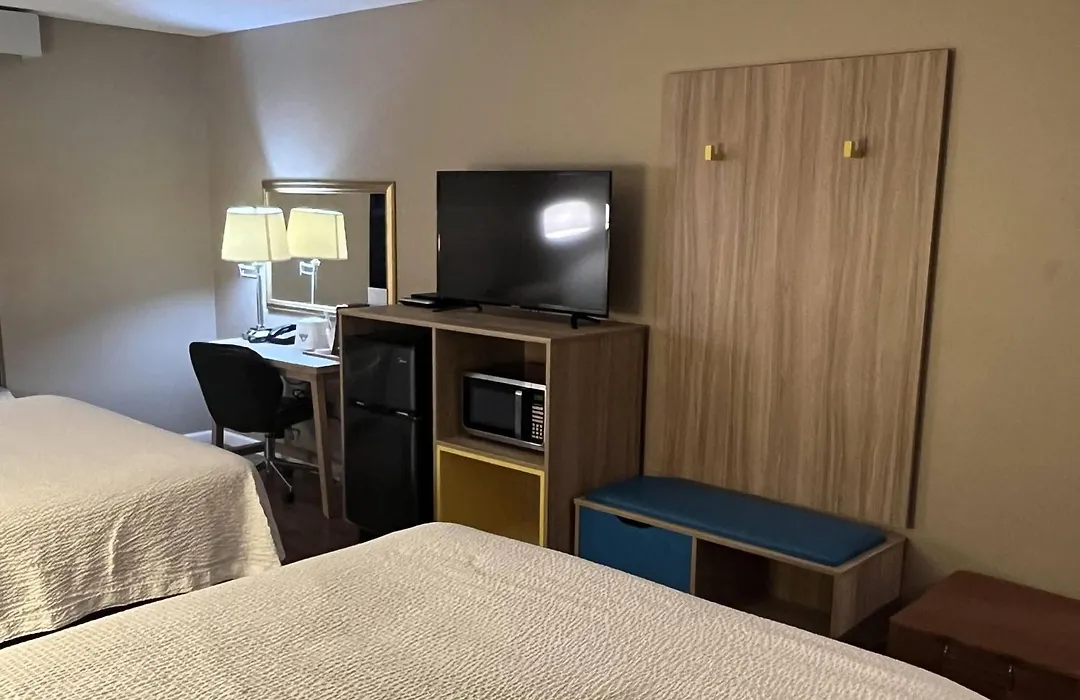 Days Inn & Suites By Wyndham Cuba-1