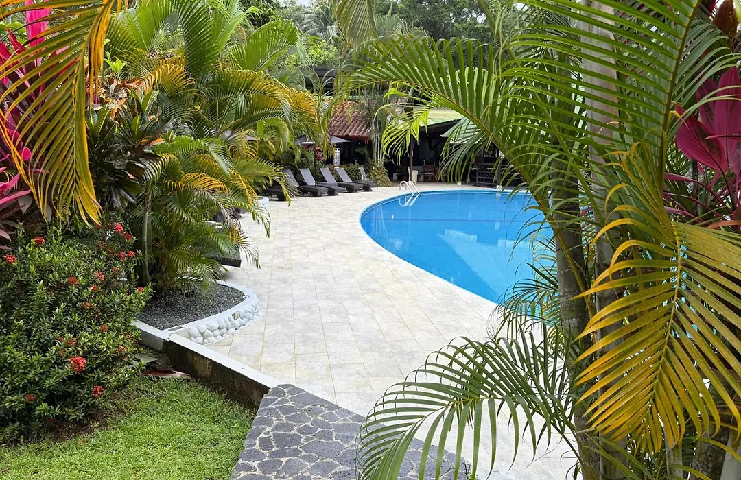 Hotel Villas Rio Mar-1