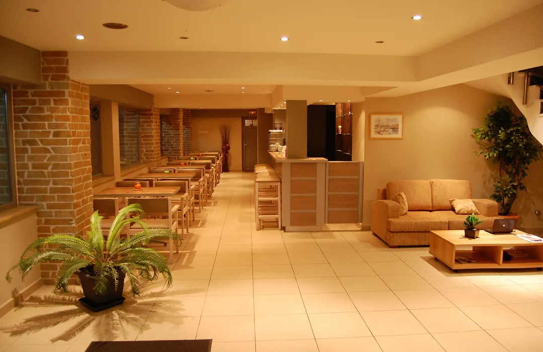 Hotel Antirriο-1