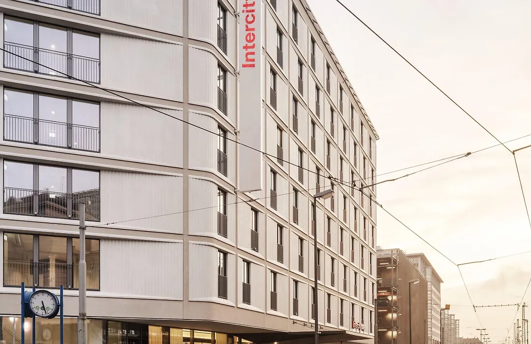 IntercityHotel Frankfurt Hauptbahnhof Süd-1