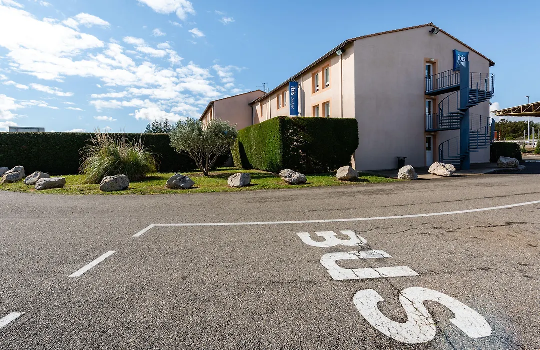Ibis Budget Bollene-1