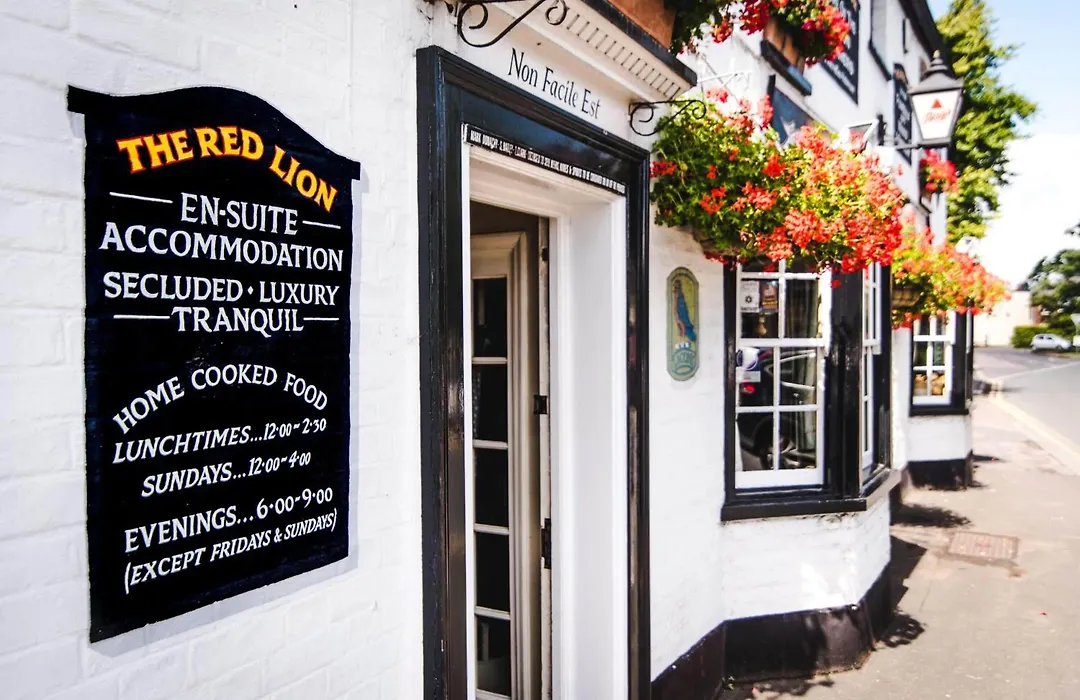 The Red Lion-1