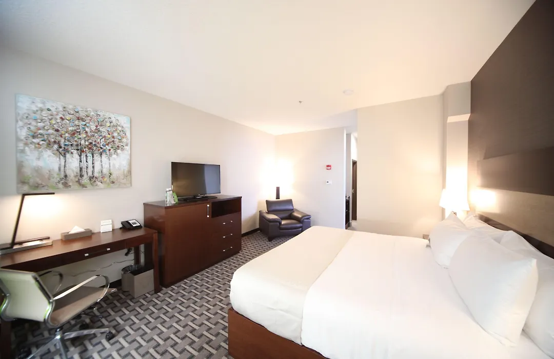 Wyndham Garden Edmonton Airport-1