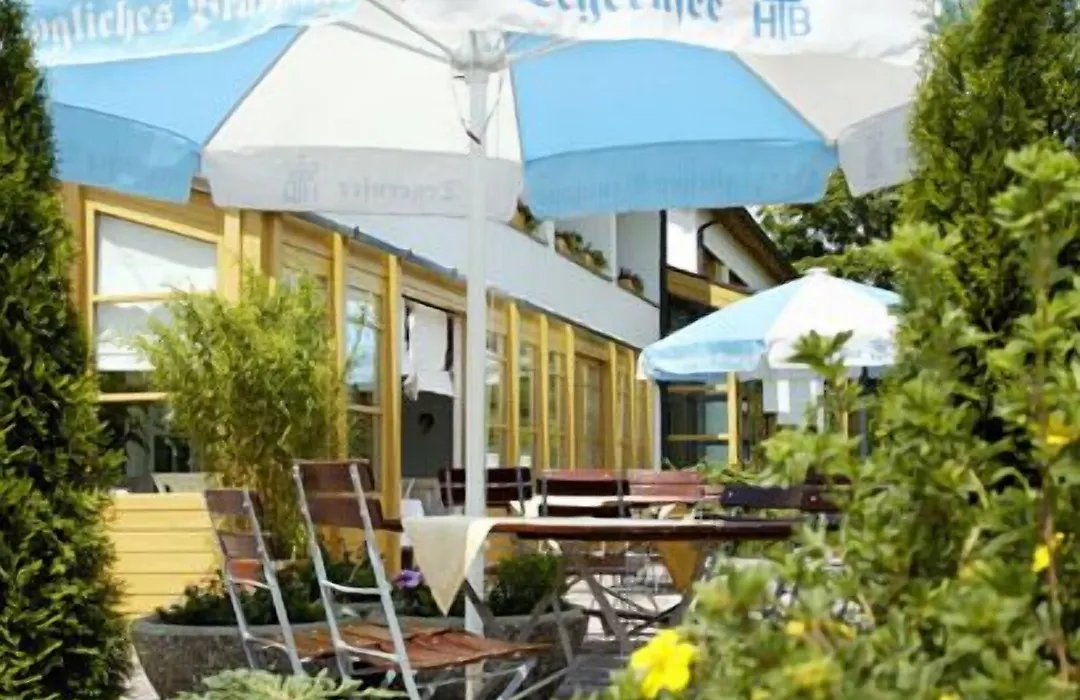 Hotel am Krone Park-1