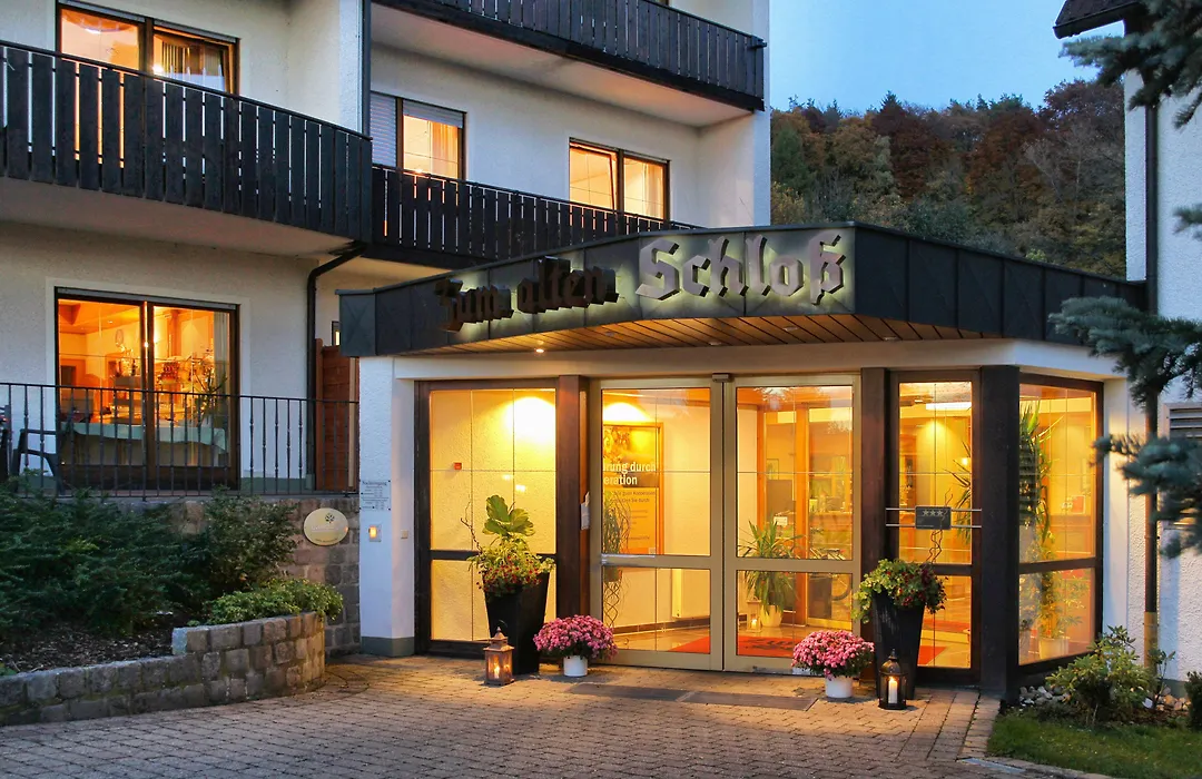 Landidyll Hotel Zum Alten Schloss-1