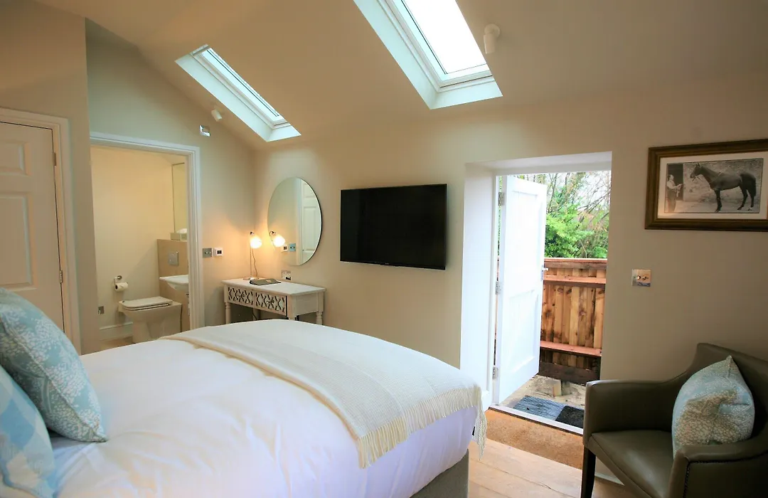The White Horse Inn-1