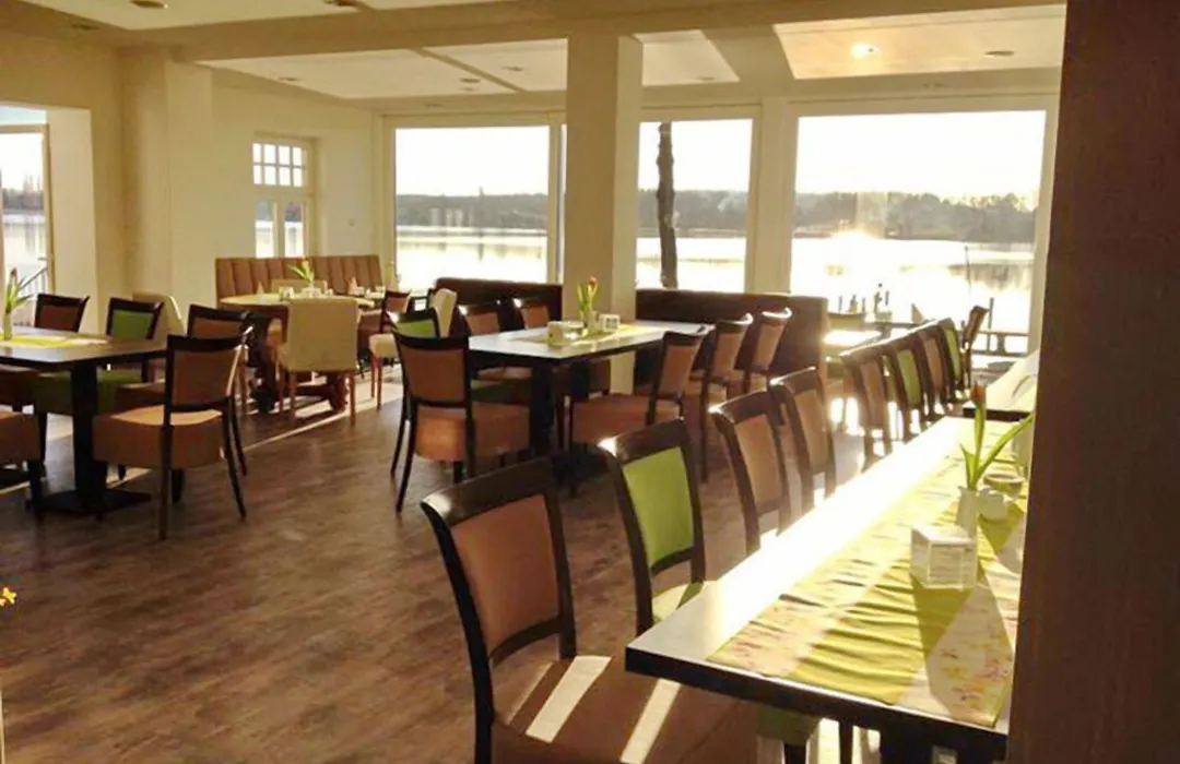 Strandhotel Mirow-1