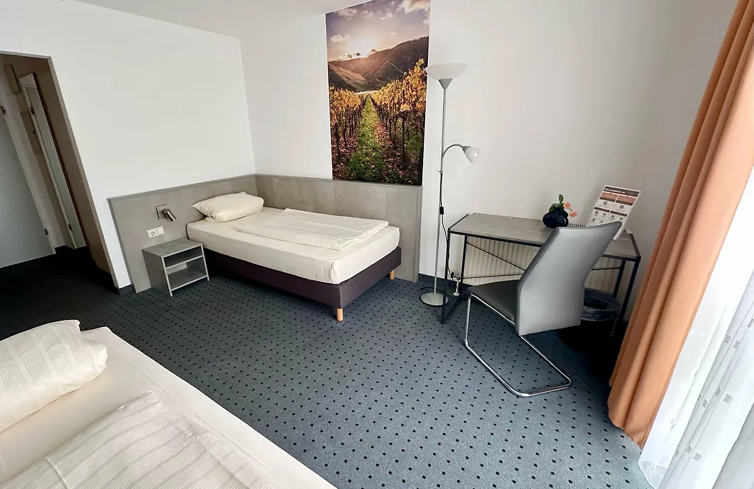 Asgard Hotel-1