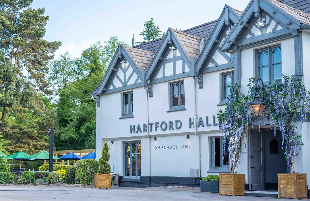 Hartford Hall On School Lane-1