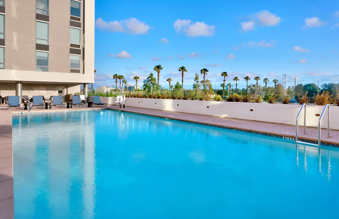 Hampton Inn & Suites Anaheim Resort Convention Center-1