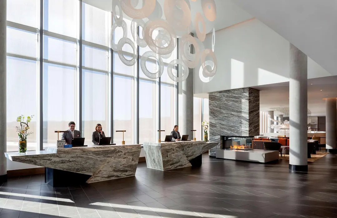 Grand Hyatt At Sfo-1