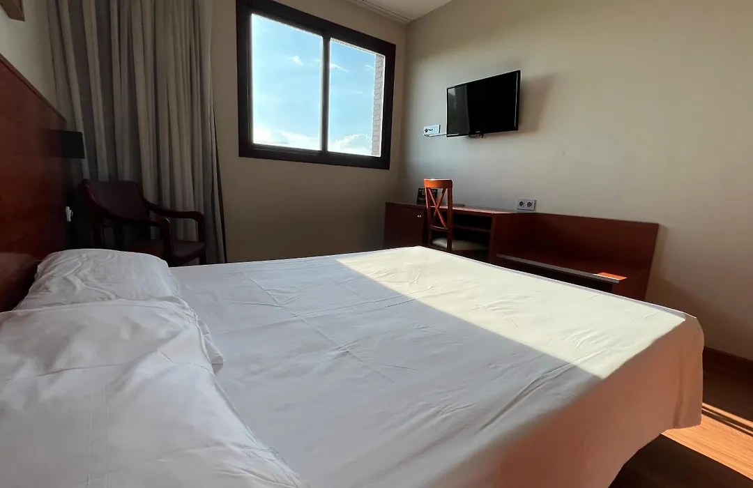 B&B HOTEL Tarragona Reus-1