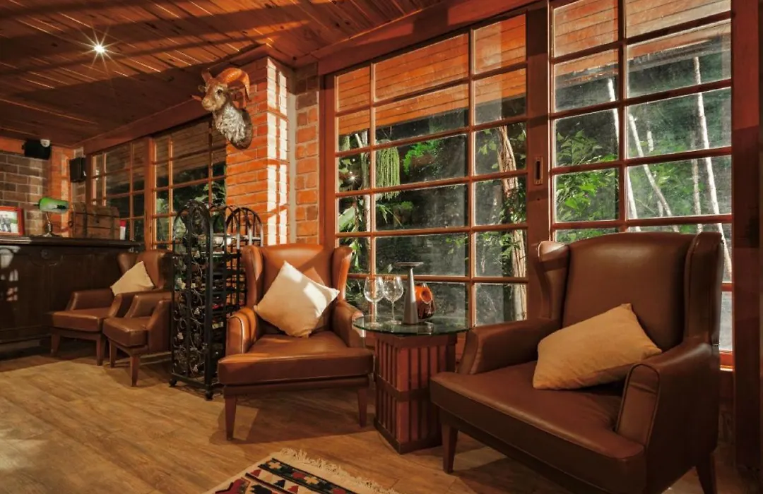 Issara Boutique Winery Hotel-1