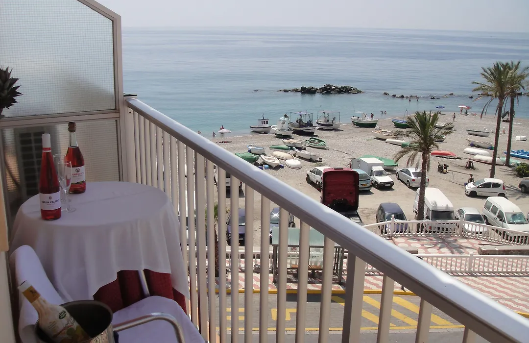 Hostal Costa Sol-1