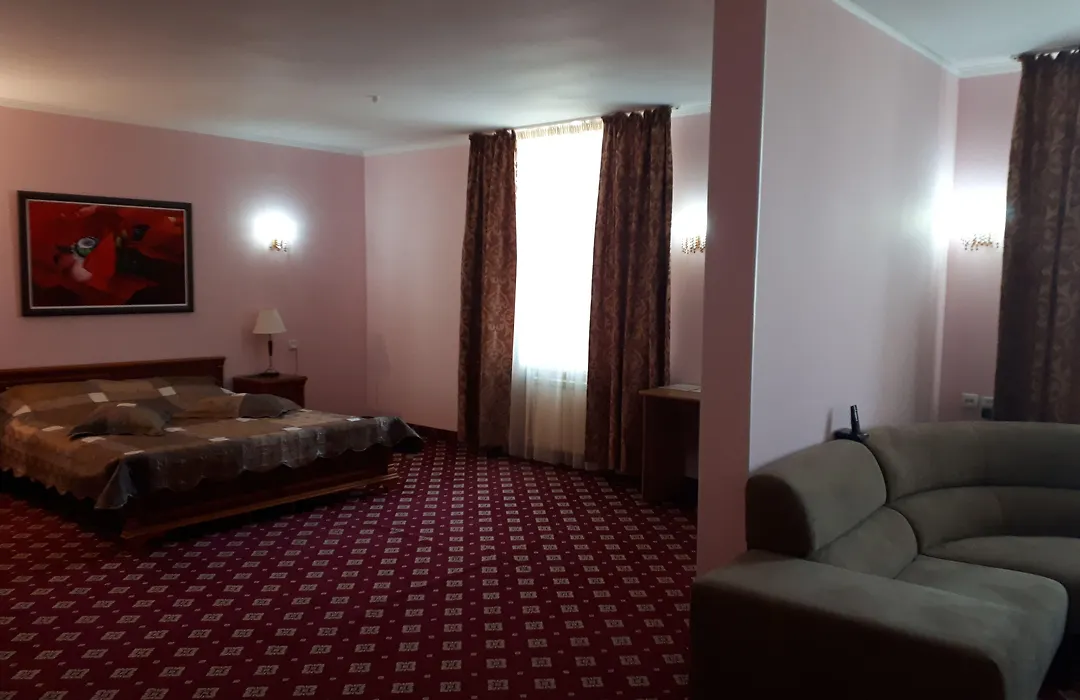 Silk Way Hotel-1