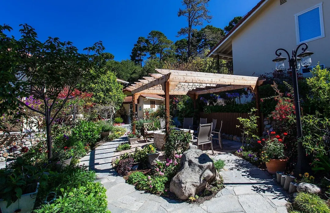 The Vendange Carmel Inn & Suites-1