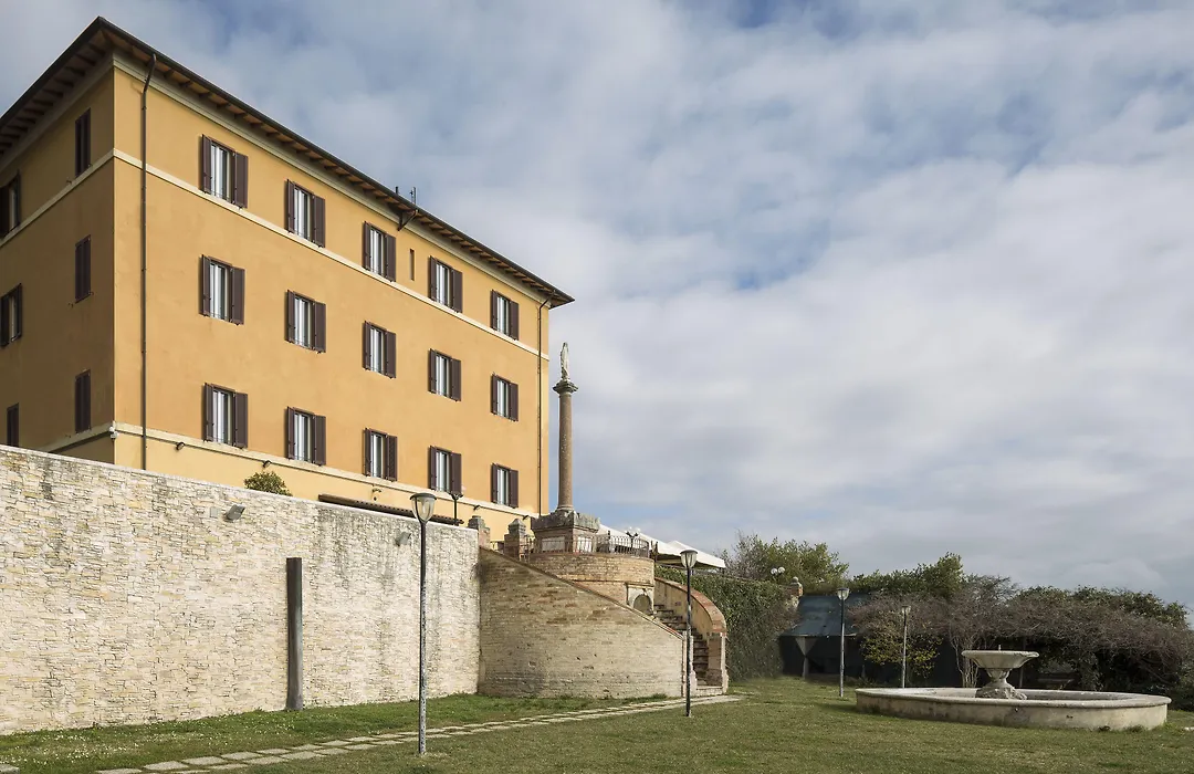 Hotel Sacro Cuore-1