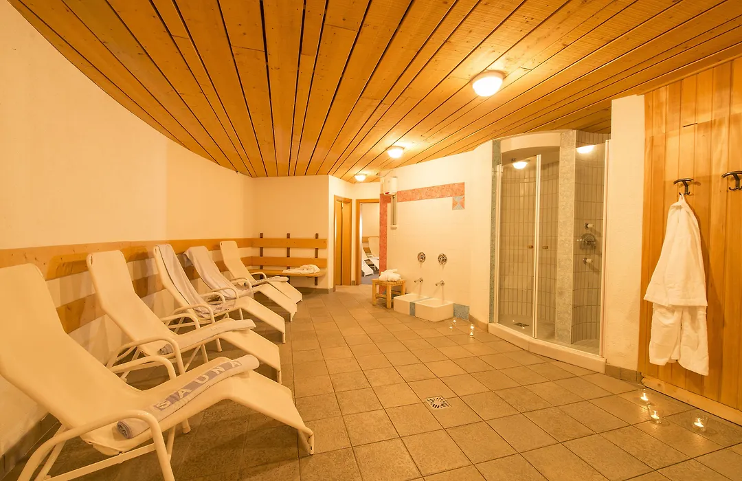 Glacier Hotel Grawand-1
