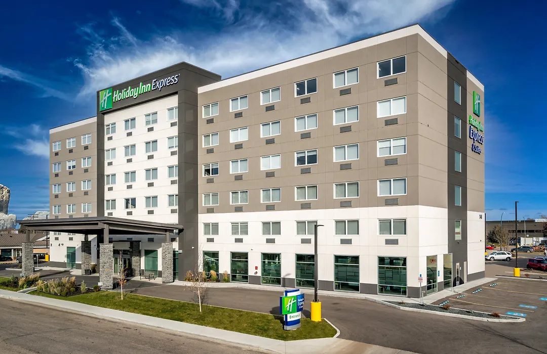 Holiday Inn Express & Suites - Brandon By Ihg-1