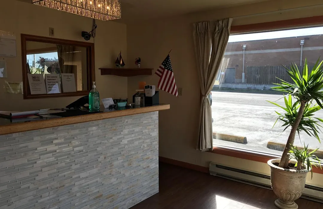 Aircrest Motel-1