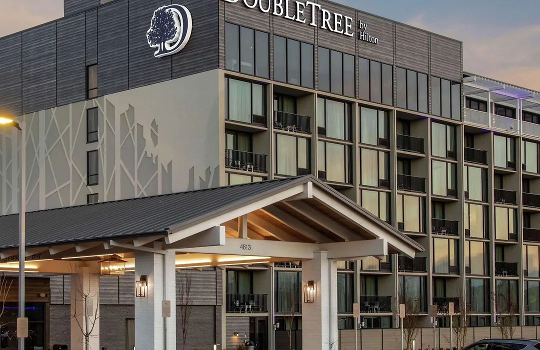 Doubletree By Hilton Hot Springs-1