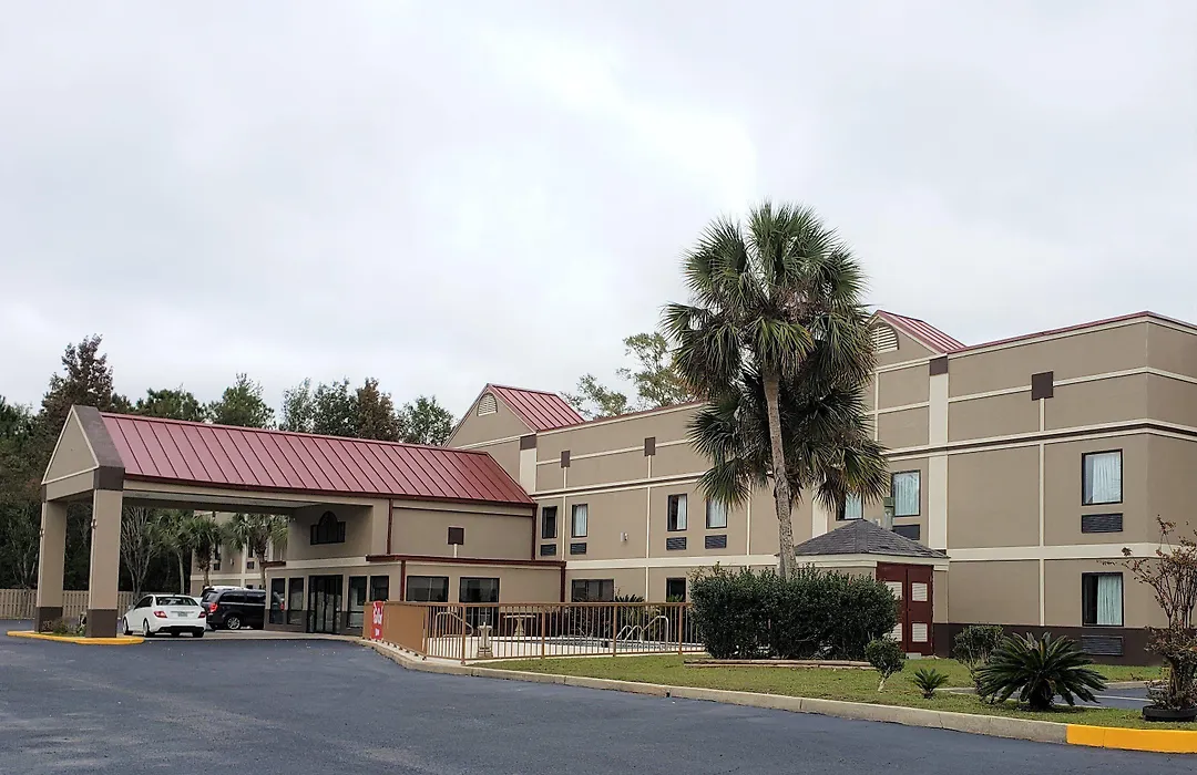 Red Roof Inn Moss Point-1