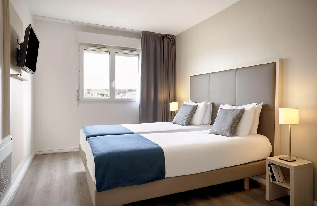 Sejours & Affaires Paris Vincennes-1