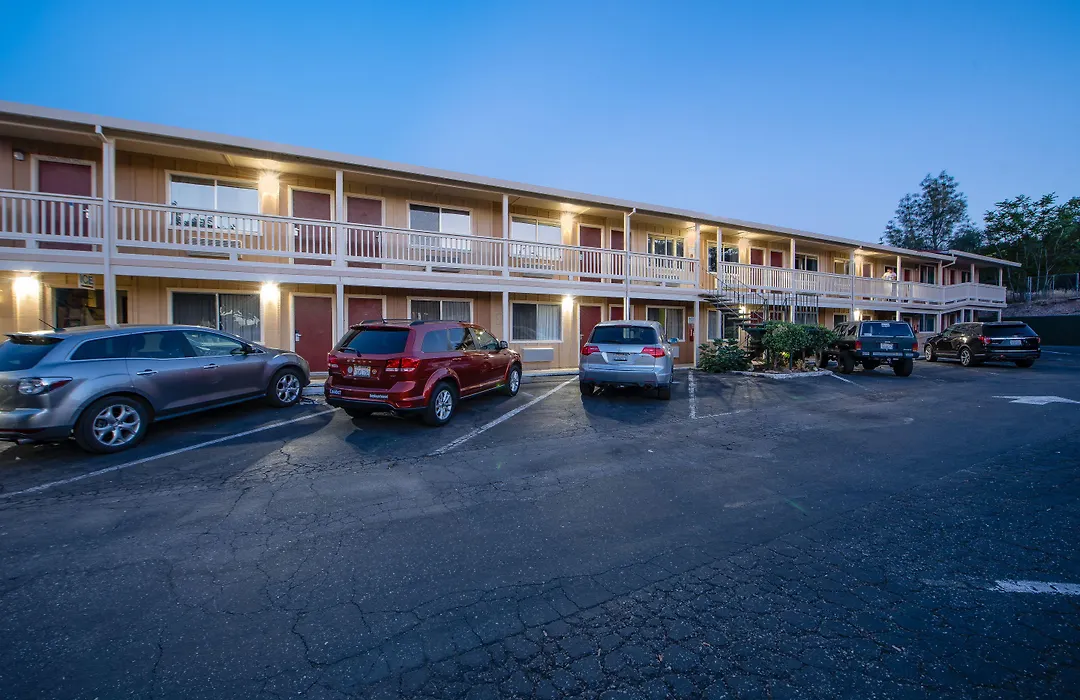 Angels Inn-1