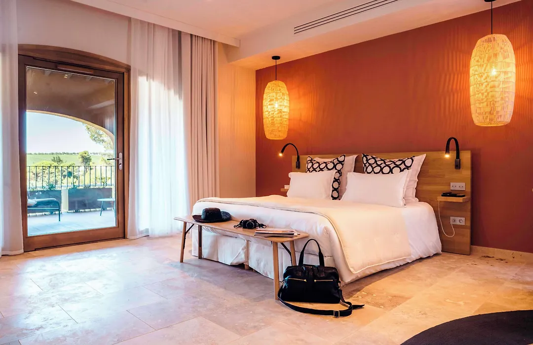 Chateau L'Hospitalet Wine Resort Beach & Spa-1