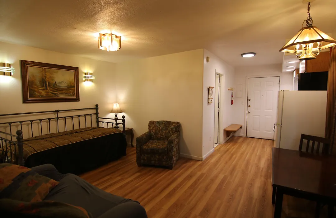 Abbey Archway Inn-1