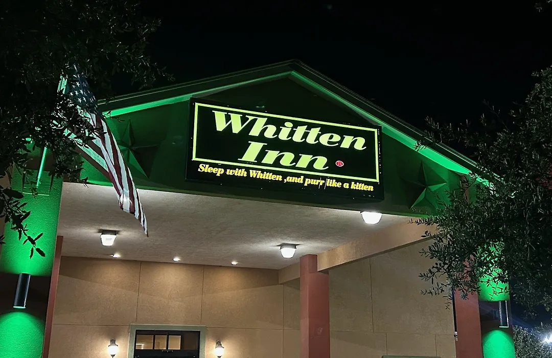 Cotulla Whitten Inn-1