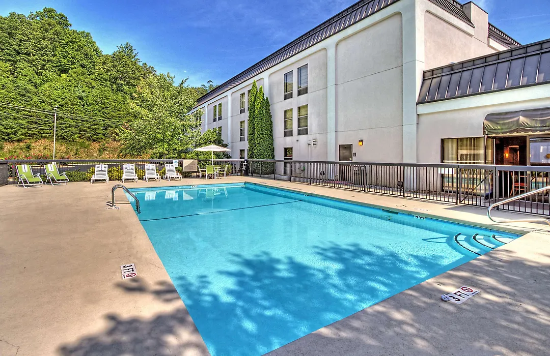 Hampton Inn Franklin, Nc-1