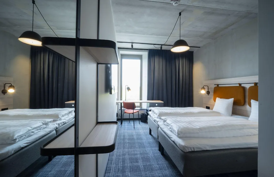 Comfort Hotel Solna Arenastaden-1