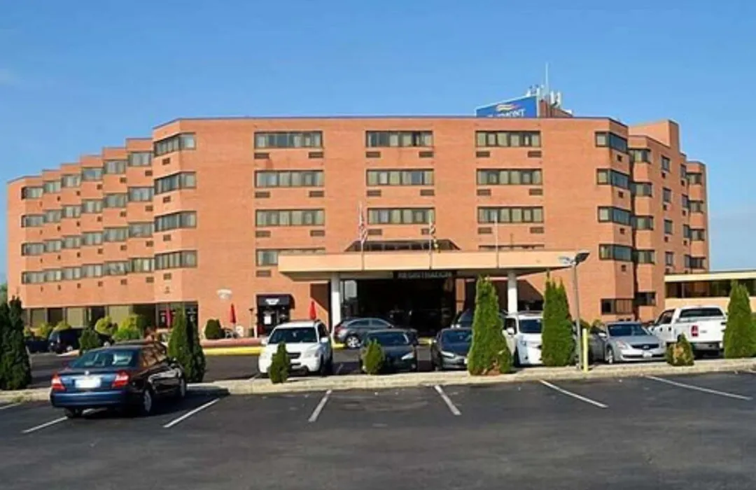 Apm Inn & Suites-1