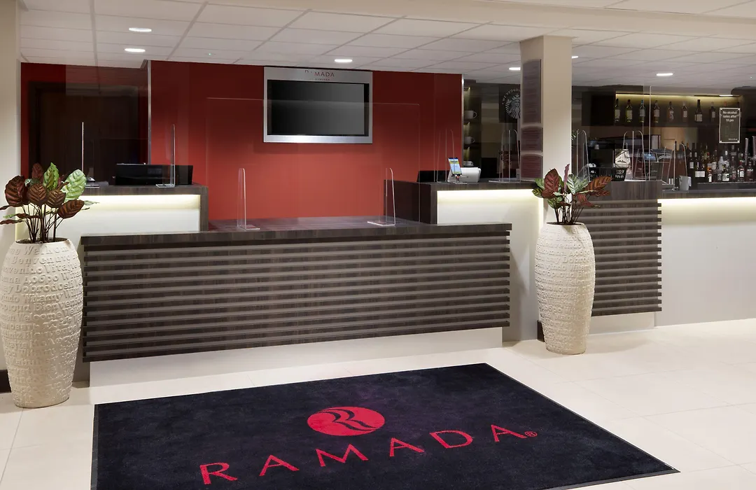 Ramada By Wyndham Leeds East-1