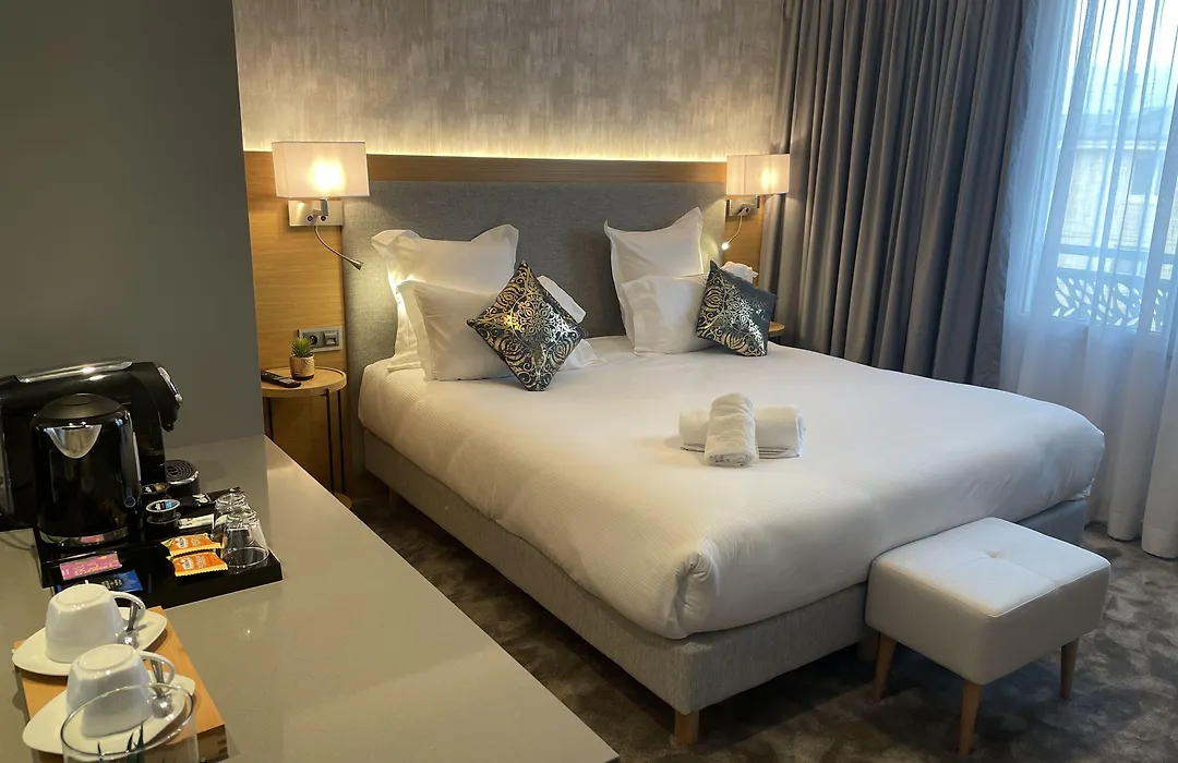 Brit Hotel Paris Orly Rungis-1