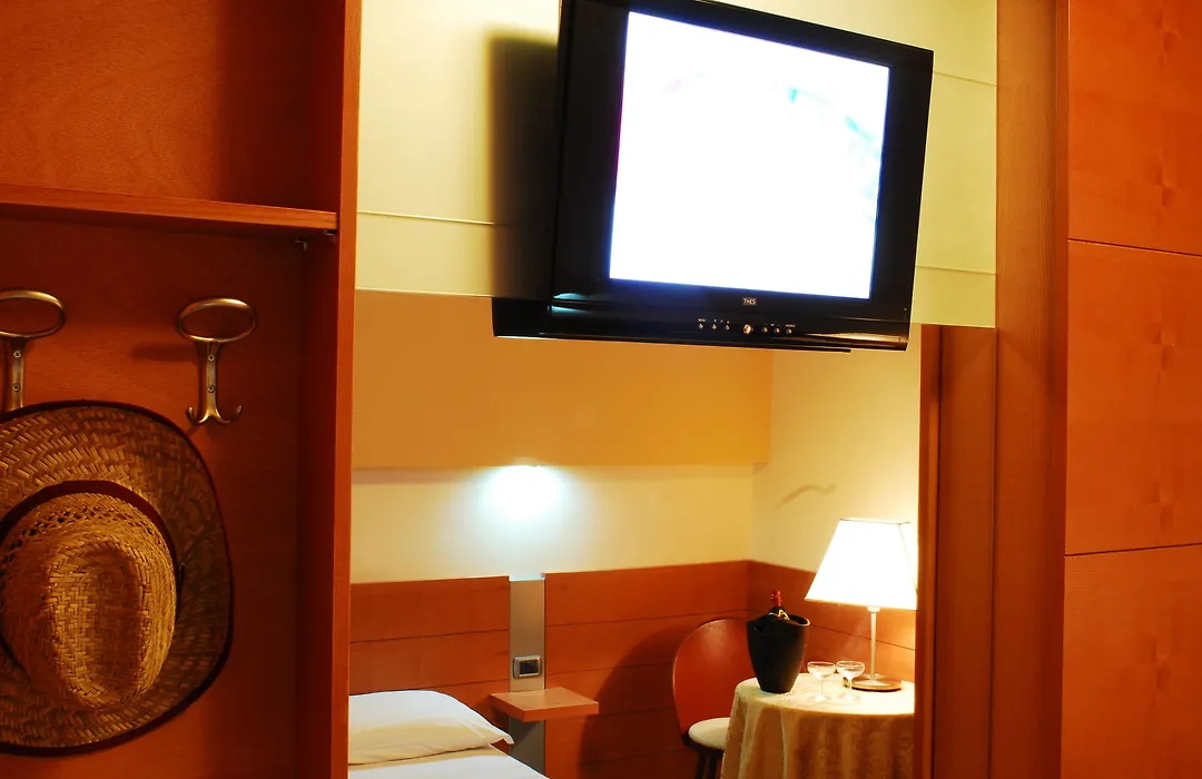 Hotel Club Astor-1