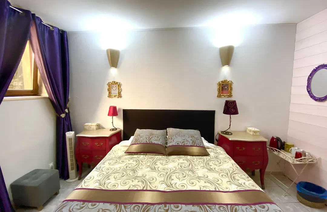 La Clef Des Songes: Charming B&B in Sarlat Centre with Free Parking-1