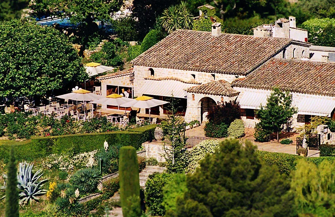 Les chambres du Restaurant le Castellaras-1