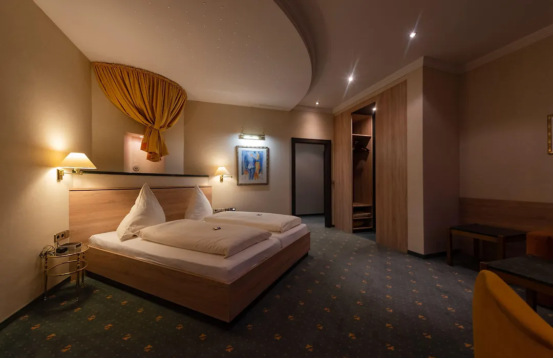 Hotel Am Schloss-1